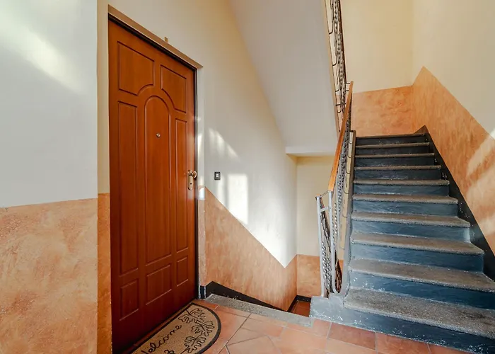 Guesthost - Cozy Near Spezia Metro, * Torino