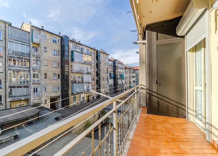 Apartman Guesthost - Cozy Near Spezia Metro, *