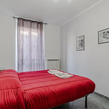 Guesthost - Cozy Near Spezia Metro,
